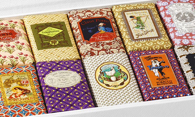 新→③GIFT BOX CLASSICO 16 MINI SOAPS_0709